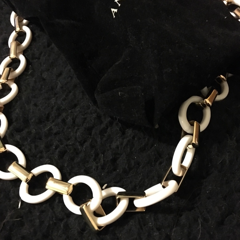 White gold necklace